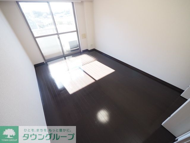 居室・リビング　同物件別部屋写真