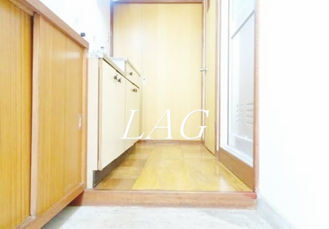 玄関　玄関です。