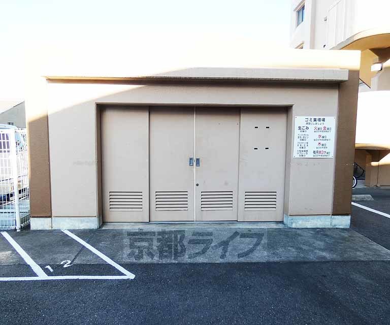 その他　専用ゴミ置場