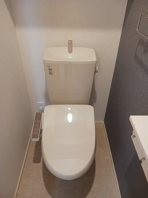 サン・デリアーナIIのトイレ写真