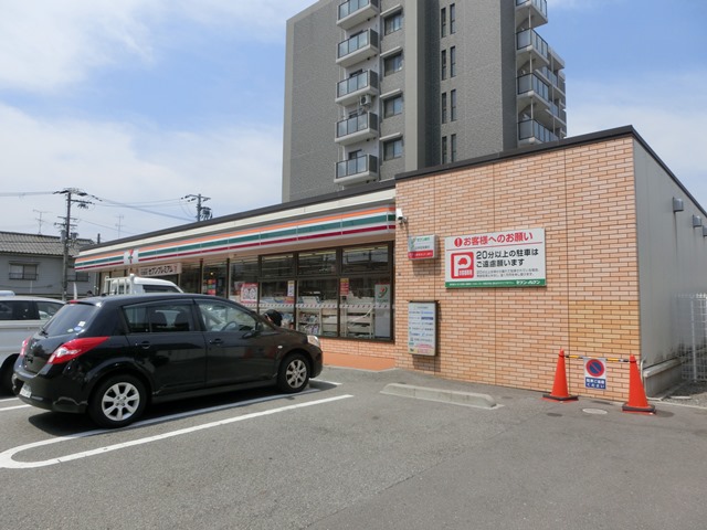 コンビニ　セブン－イレブン 大阪御幣島６丁目店（コンビニ）まで439m