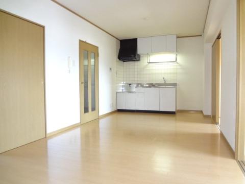 居室・リビング　室内