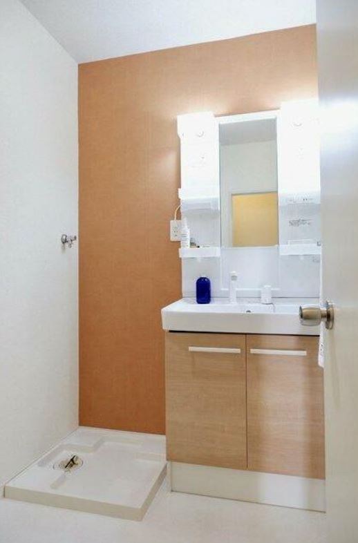 洗面設備　別部屋参照写真