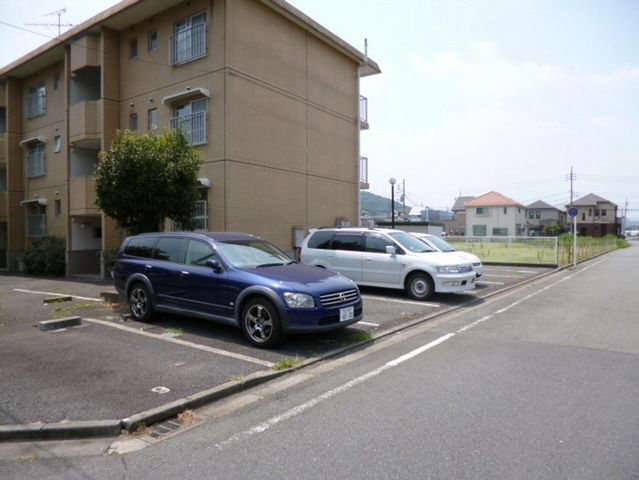 駐車場　★お部屋探しは株式会社タウンハウジング東京まで★