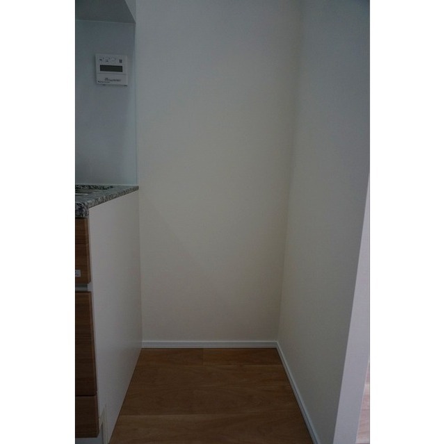その他　同タイプ別部屋になります。カラーはダーク