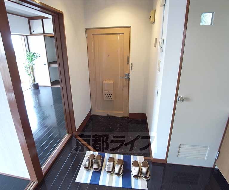 玄関　きれいな玄関です。