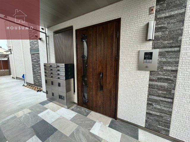 エントランス　建物の内部です