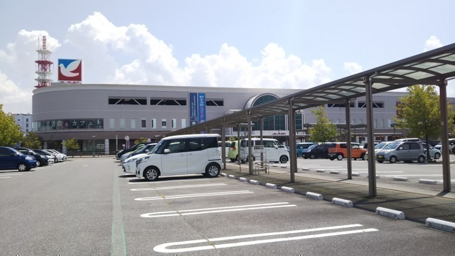 ショッピングセンター　イトーヨーカドー甲府昭和店（ショッピングセンター）まで385m