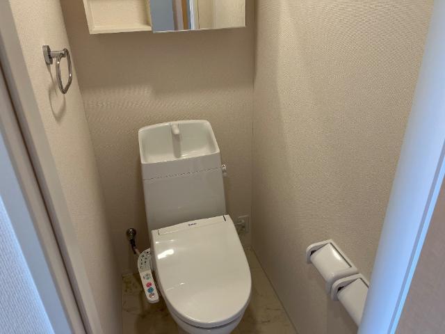 トイレ　シャワー付トイレ