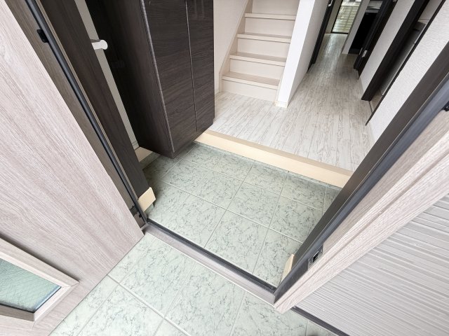 玄関　同型モデル