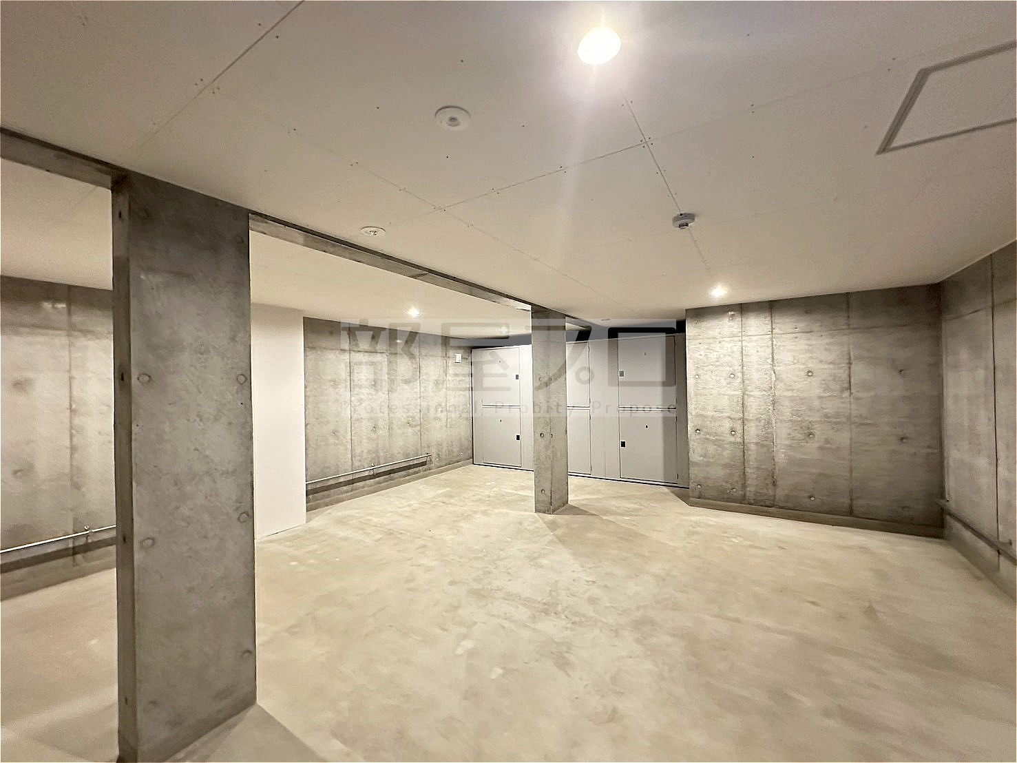 その他共有部分　屋内駐輪場です