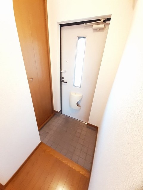 玄関　図面と現状に相違がある場合には現状を優先
