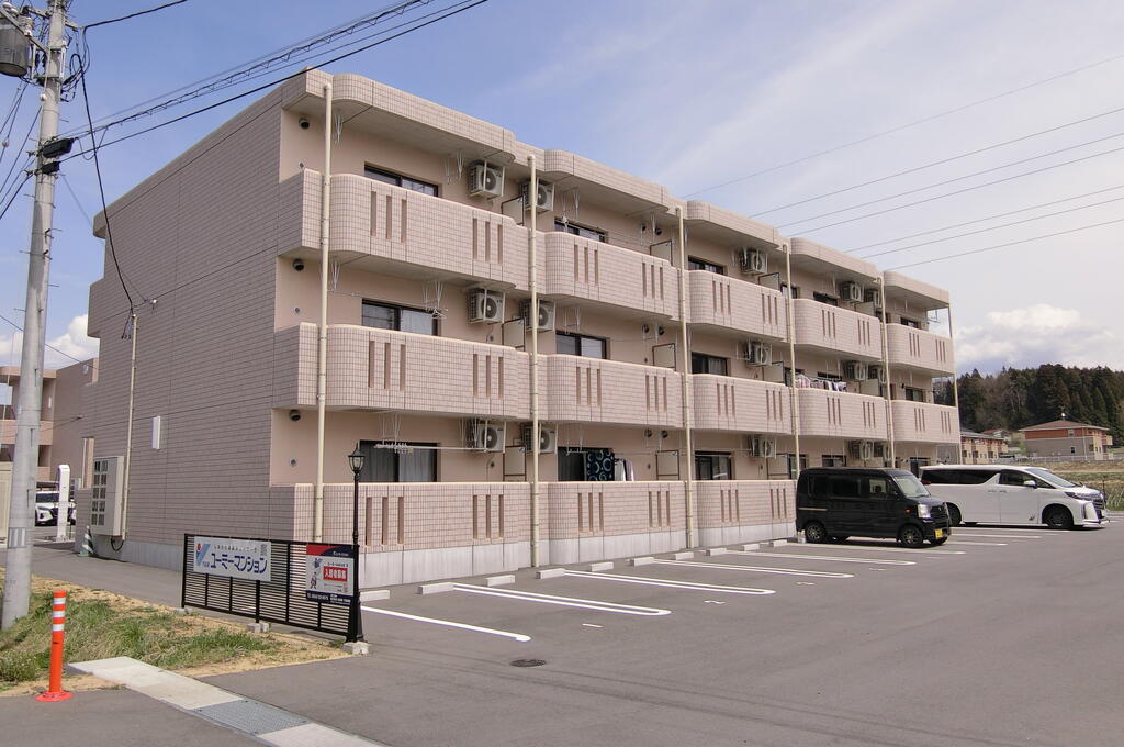 建物外観　同型物件の写真です