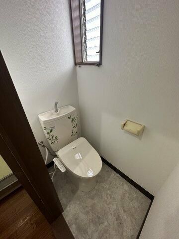 トイレ　コンパクトで使いやすいトイレです