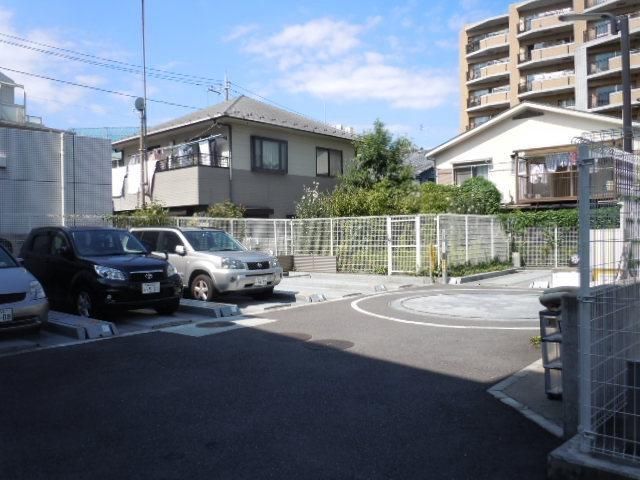 駐車場　☆駐車場☆