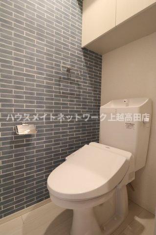 トイレ　温水洗浄暖房便座