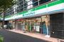 コンビニ　ファミリーマート 杉並桃井店（コンビニ）まで926m