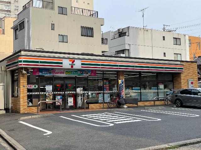 コンビニ　セブンイレブン名古屋春岡１丁目店（コンビニ）まで190m