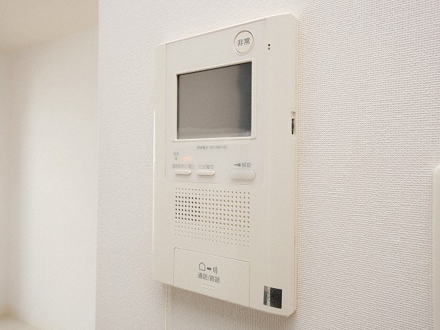 セキュリティ　モニター付きインターホンです