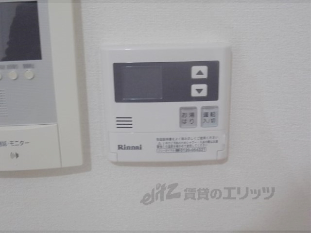 その他設備　給湯器リモコン