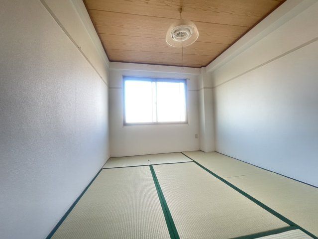 その他部屋・スペース　使い勝手のいい寝室です