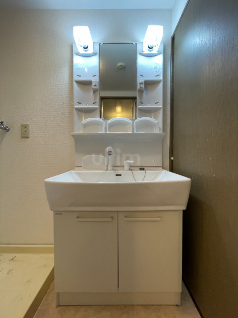 洗面設備　別部屋のお写真です。ご参考までに！