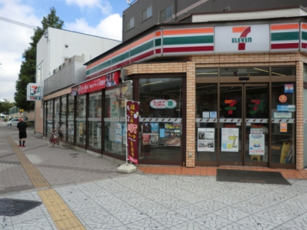 コンビニ　セブンイレブン 大阪港晴3丁目店（コンビニ）まで220m