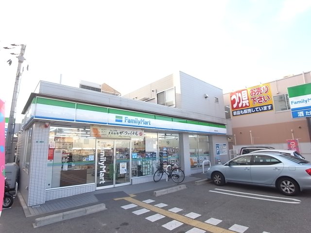 コンビニ　ファミリーマート　西宮桜谷店（コンビニ）まで313m