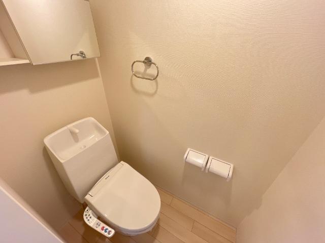 トイレ　シャワー付トイレ