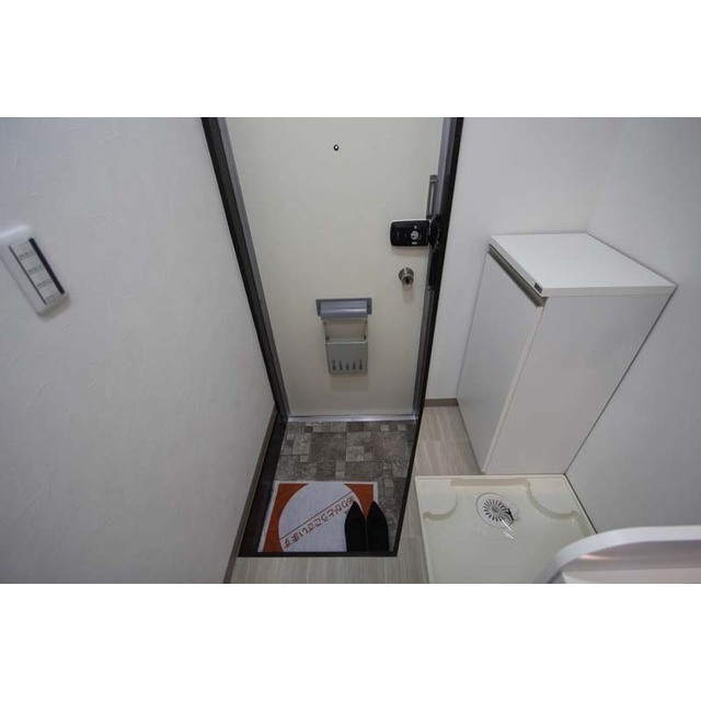 玄関　※他のお部屋の画像