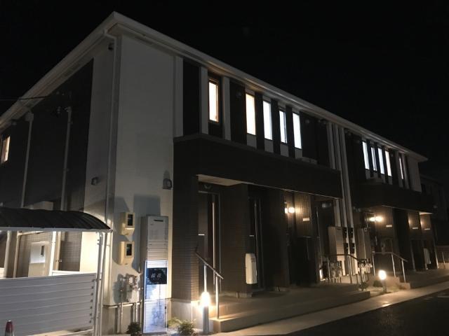 建物外観　外観写真（夜）