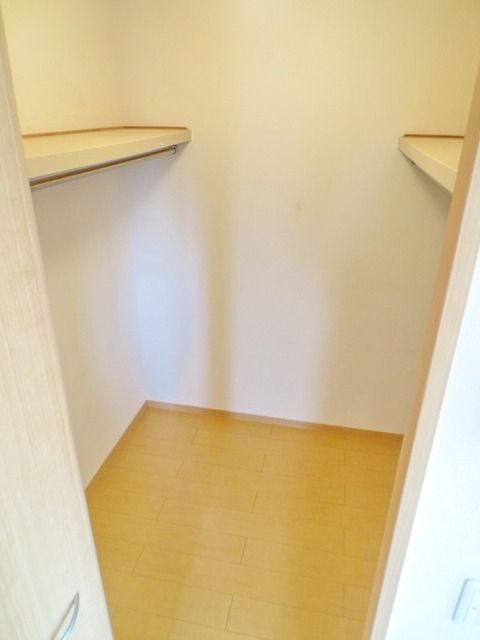 収納　★ウォークインクローゼット2帖★
