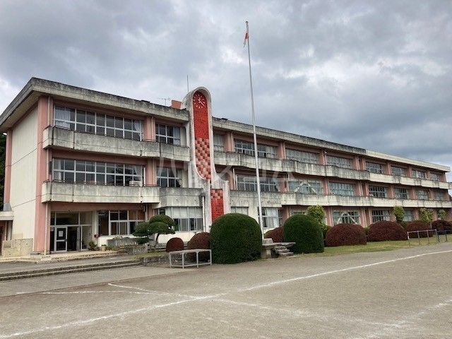 小学校　市貝町立赤羽小学校（小学校）まで3490m