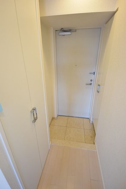 玄関　★シューズボックス付きの玄関です★