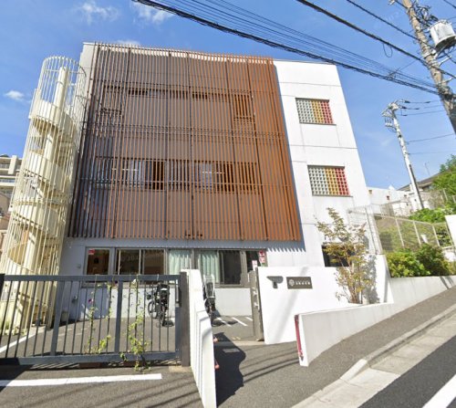 幼稚園・保育園　遊愛保育園（幼稚園・保育園）まで479m