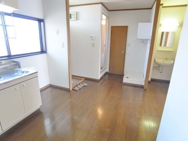 その他　☆ダイニングテーブルが置けます☆