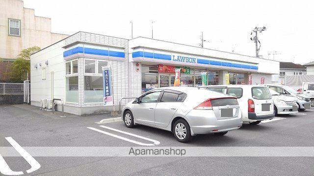 コンビニ　ローソン（コンビニ）まで270m