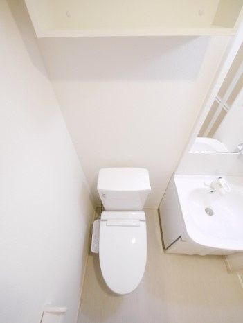 トイレ　別部屋参照