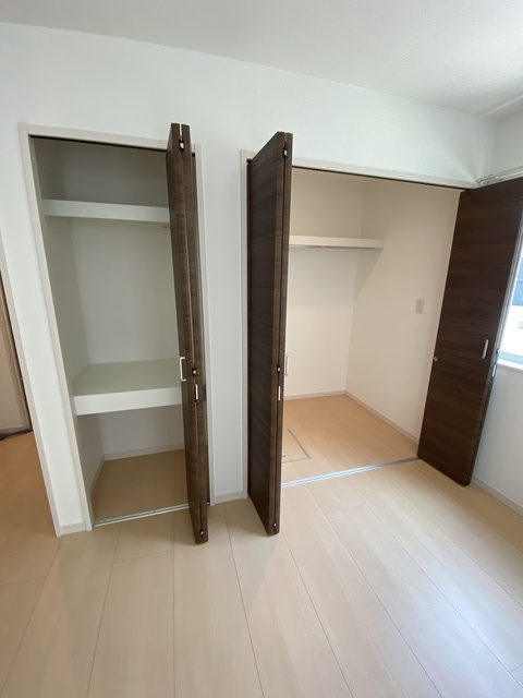 収納　奥行きもしっかりございます。