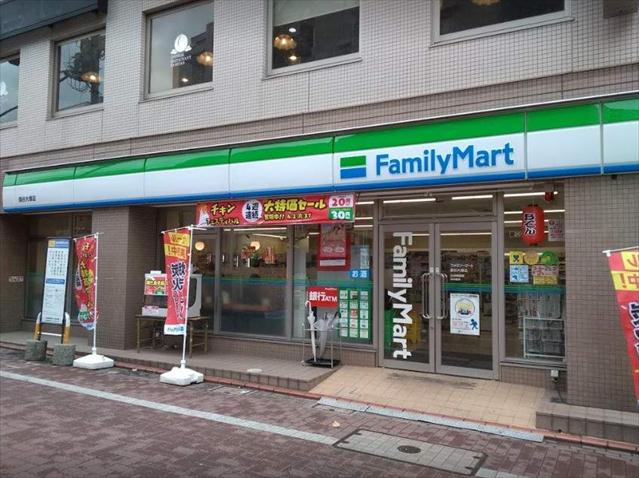 コンビニ　ファミリーマート雪谷大塚店（コンビニ）まで120m