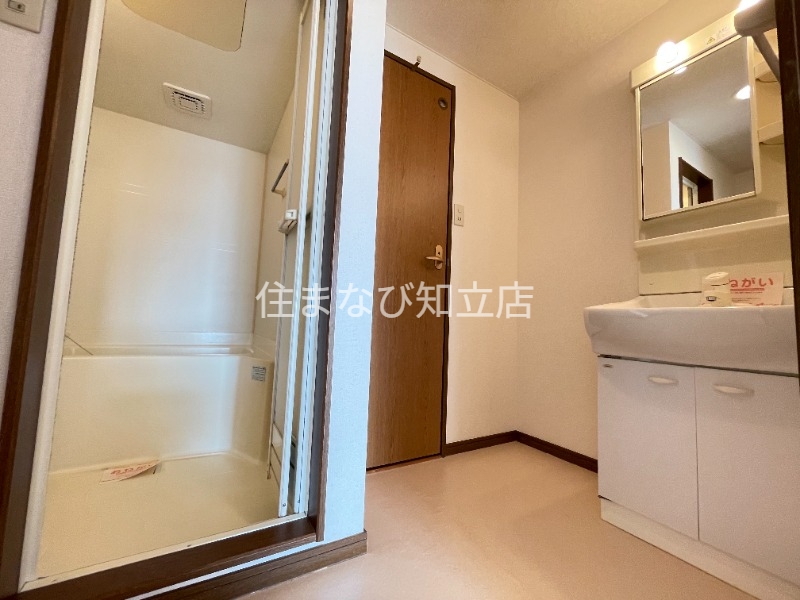 洗面設備　同型別部屋写真
