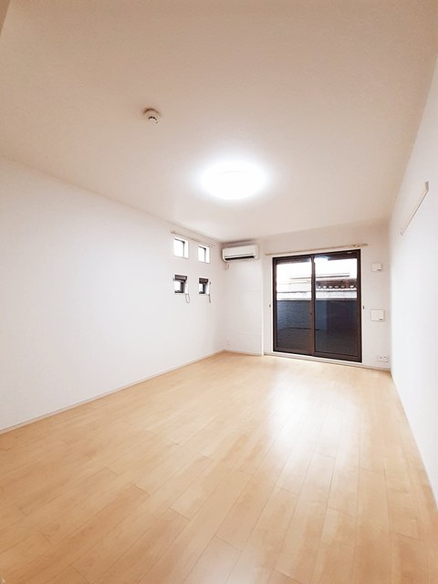マンション フェリーチェの居間写真