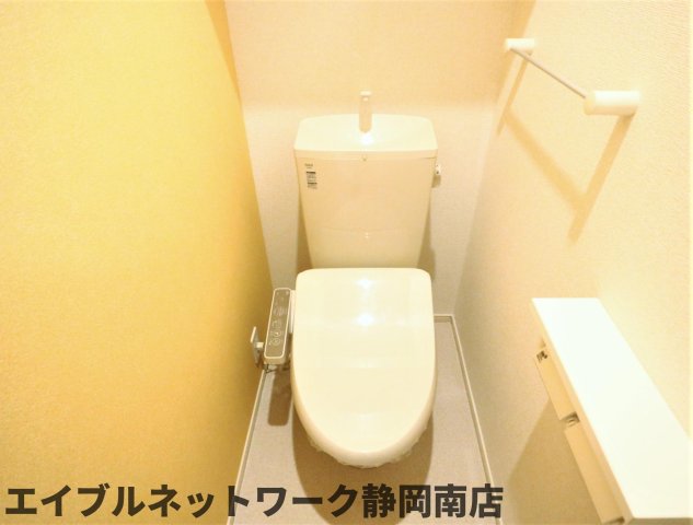 トイレ　イメージ