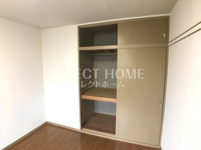 収納　大きなものも収納できそうです 同型タイプ