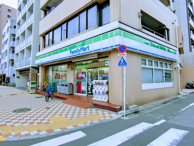 コンビニ　ファミリーマート 亀戸四丁目店（コンビニ）まで284m