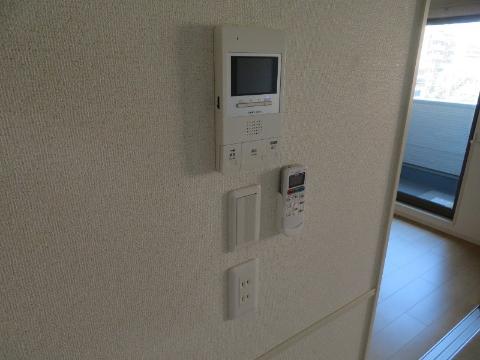 セキュリティ　カメラ付インターホン（イメージ）