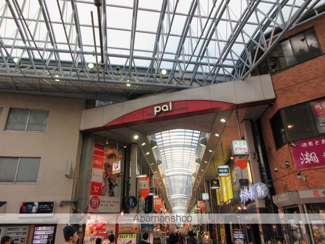 ショッピングセンター　商店街（ショッピングセンター）まで500m