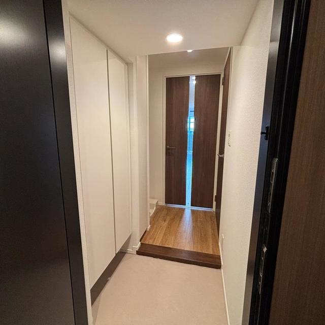 玄関　※写真は同タイプ住戸です。