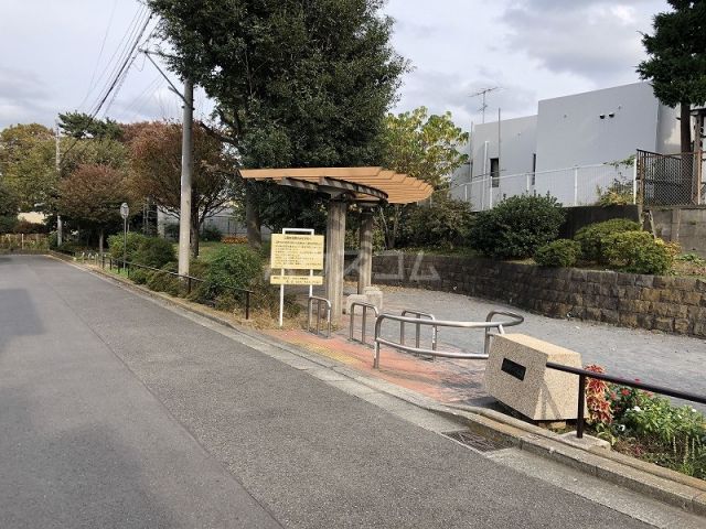 その他　日吉本町一丁目公園（その他）まで211m