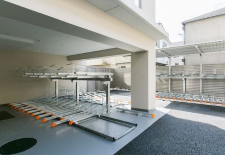 駐車場　駐輪場